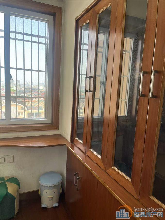 锦绣花园68平及84平精装96.5万等直