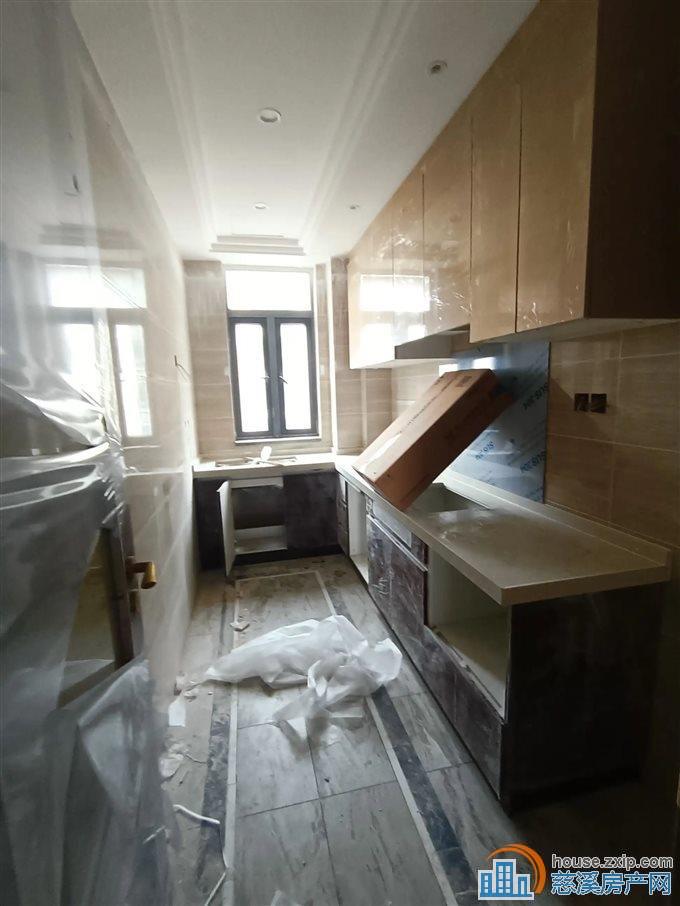 恒大河悦府洋房130平120.8万带露台