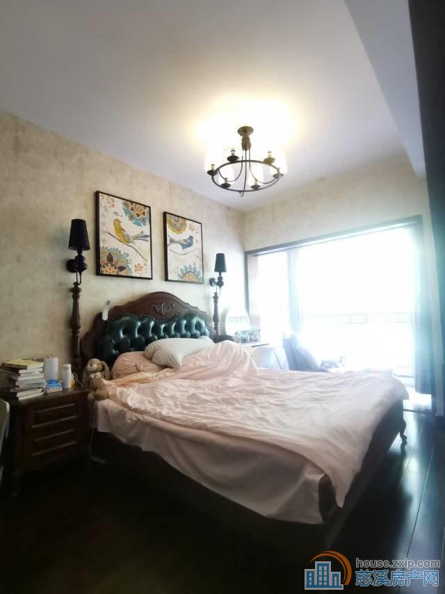 景和家园1楼66平+储藏间精装80万