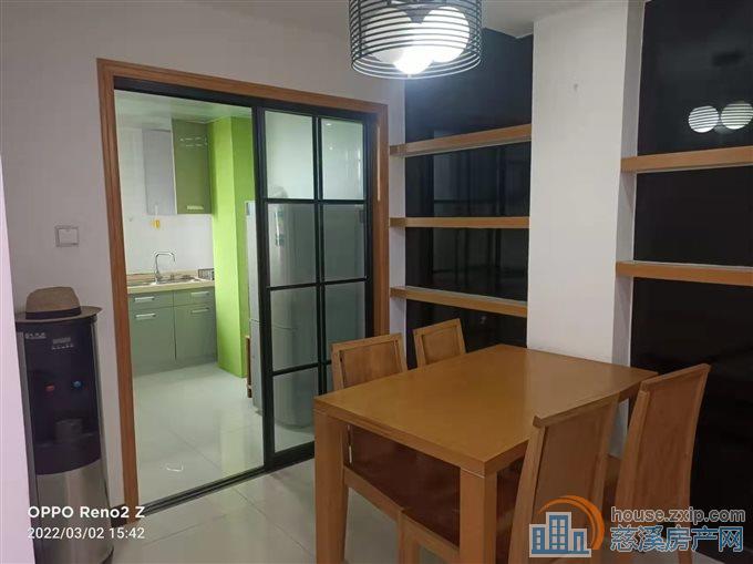 嘉和名苑113平精装二室送车位115万