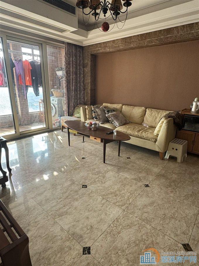 提香公寓 统一豪装 带车位