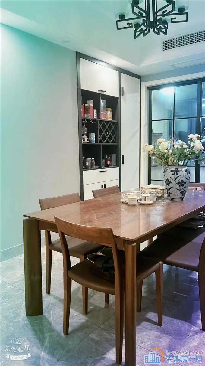 梅林苑149平精装低楼层加车位储藏间