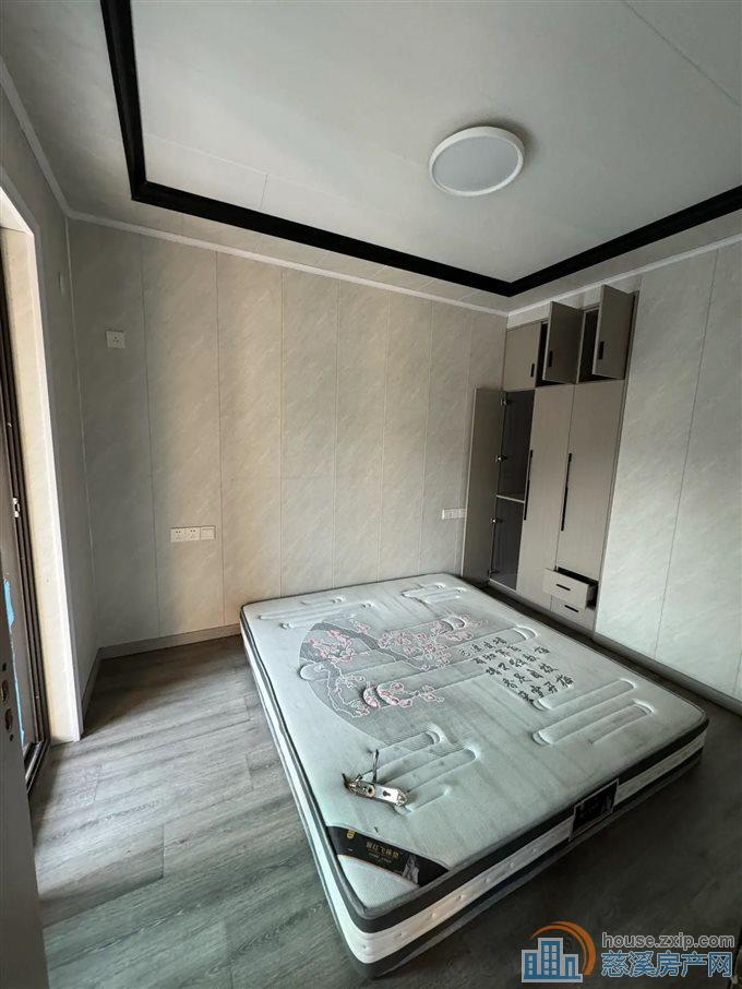 阳光城翡丽湾 精装修 东边套