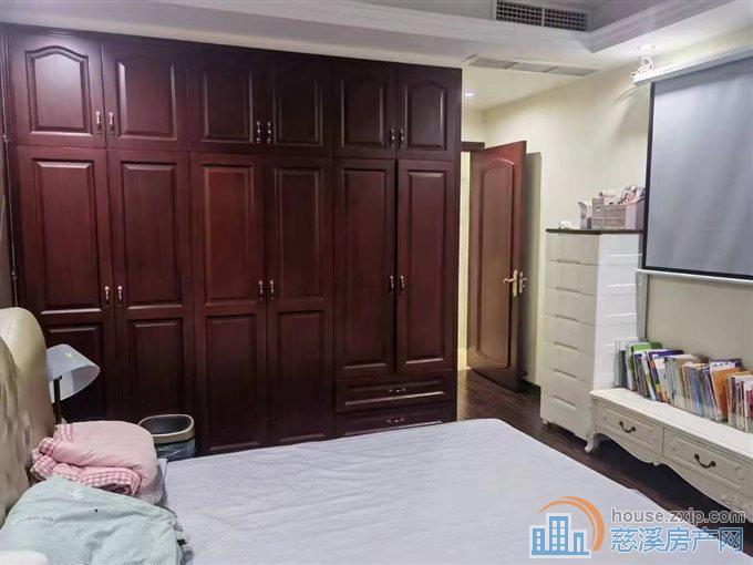 金仕华庭122平低楼层精装边套210万