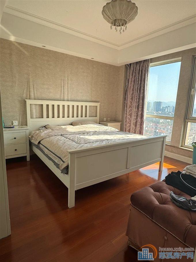 提香公寓 统一豪装 带车位