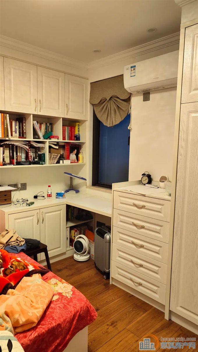 元亨雅园 精装 车位 中间楼层 品牌家电