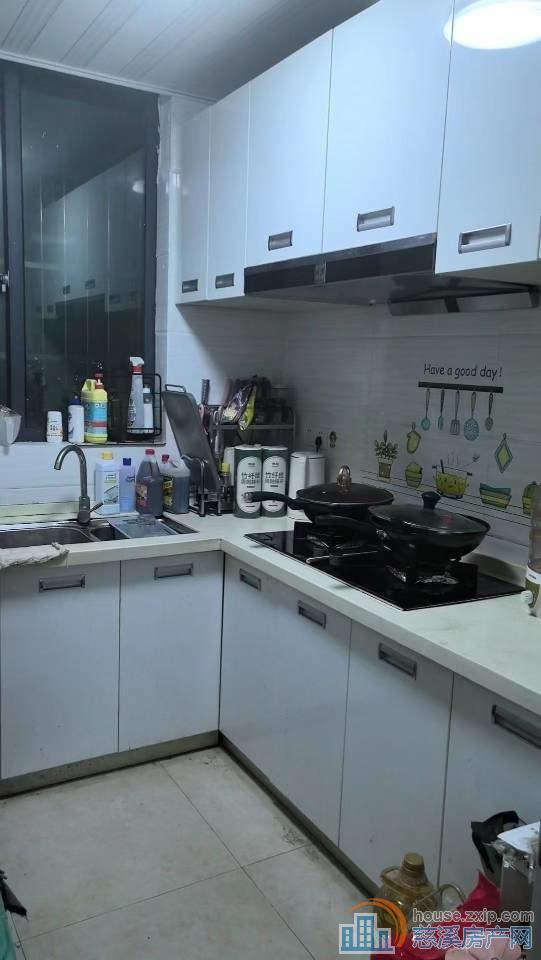 人和家园100平高楼层精装车位118万