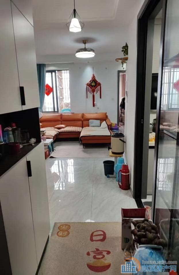 双和家苑一期87平方精装两房135万