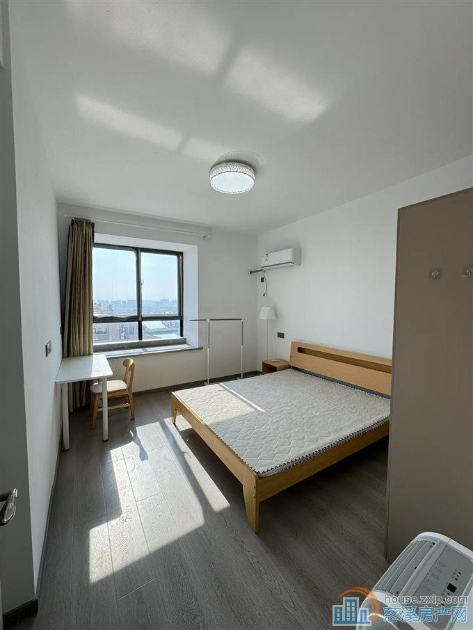 观湖佳苑93平149万明月书包