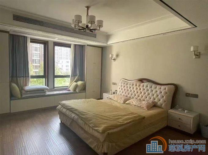 双喜花园.紫园194平车位+精装265万