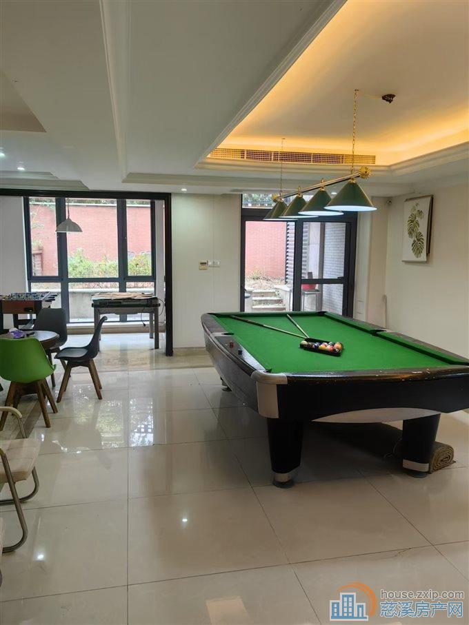 杭州湾合生国际城一期300平二间三楼豪装