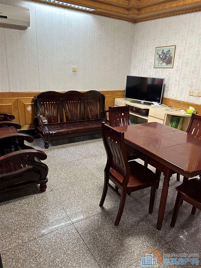 金南小区2楼74平老装修83万直接