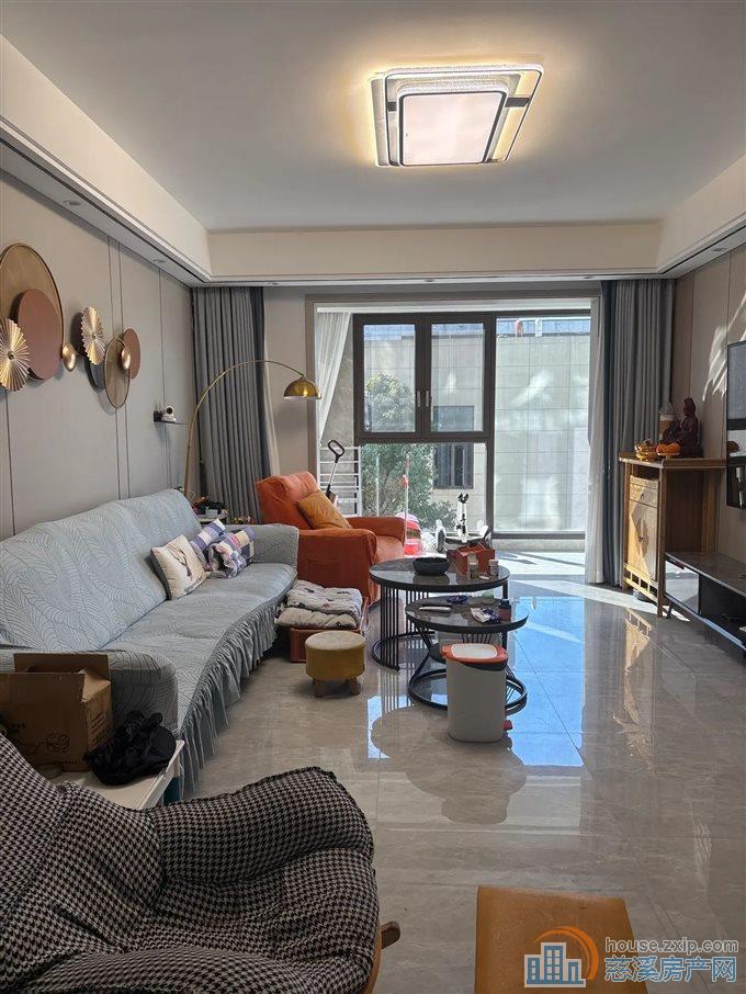 精装洋房天铂130平168万