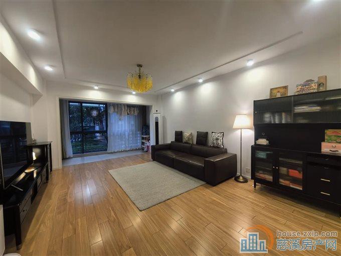 天和家园119平精装修带车位