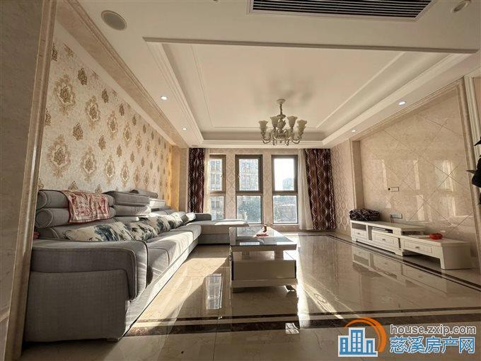 太子湾 婚装 160平 328万