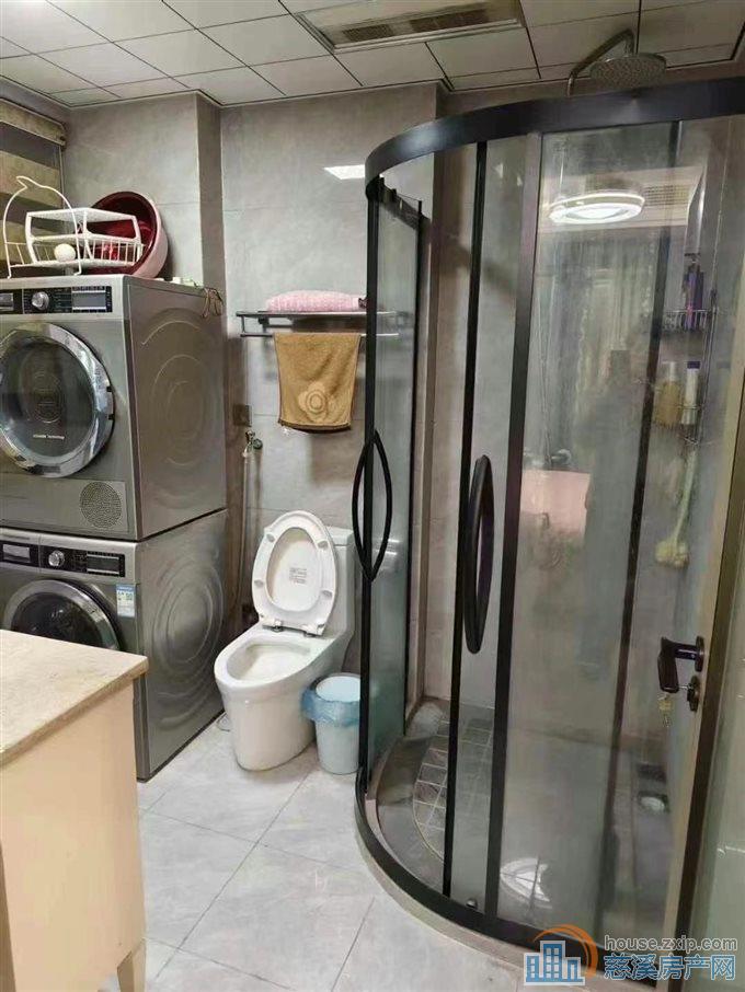 白彭小区好楼层精装122平车位储藏室