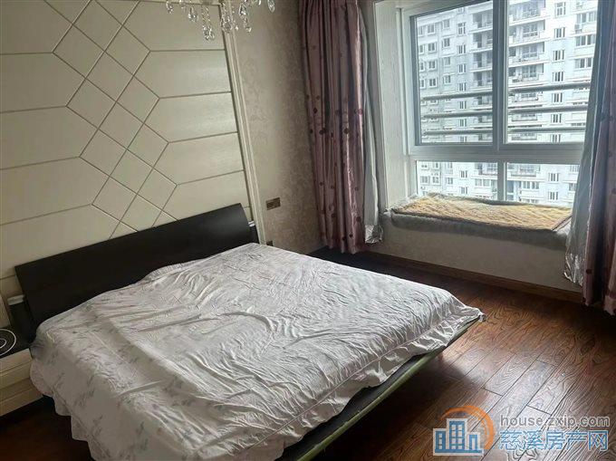 急售景观花苑二期144.57平160万