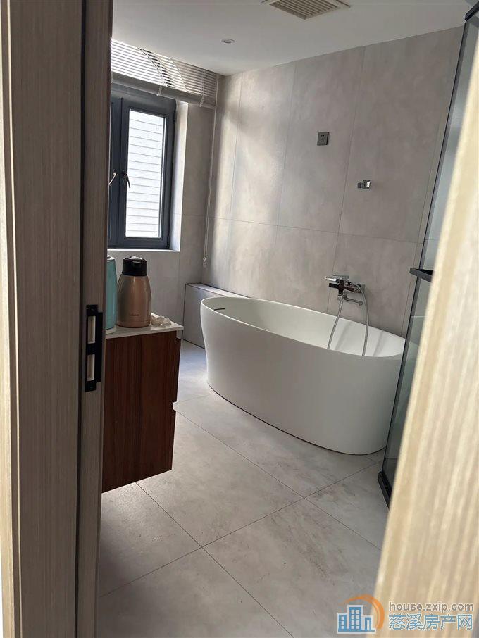 稀缺 清水湾别墅 全新豪华婚装未住