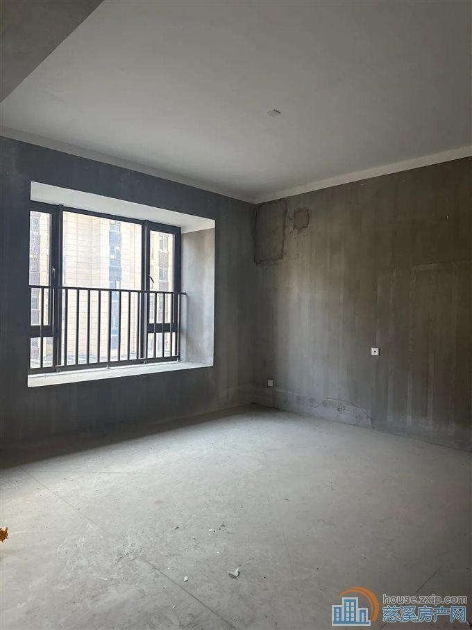 悦华府稀缺洋房161平285万带车位