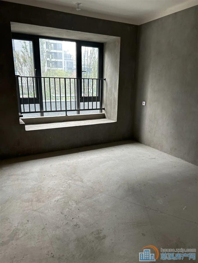 捡漏 湖樾云著 ，超大楼间距稀缺小户型