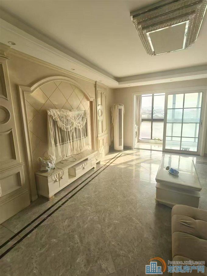 梅林苑150平洋房中间楼层自住精装修