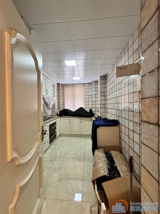 景观花苑二期精装 满五唯一 送车位