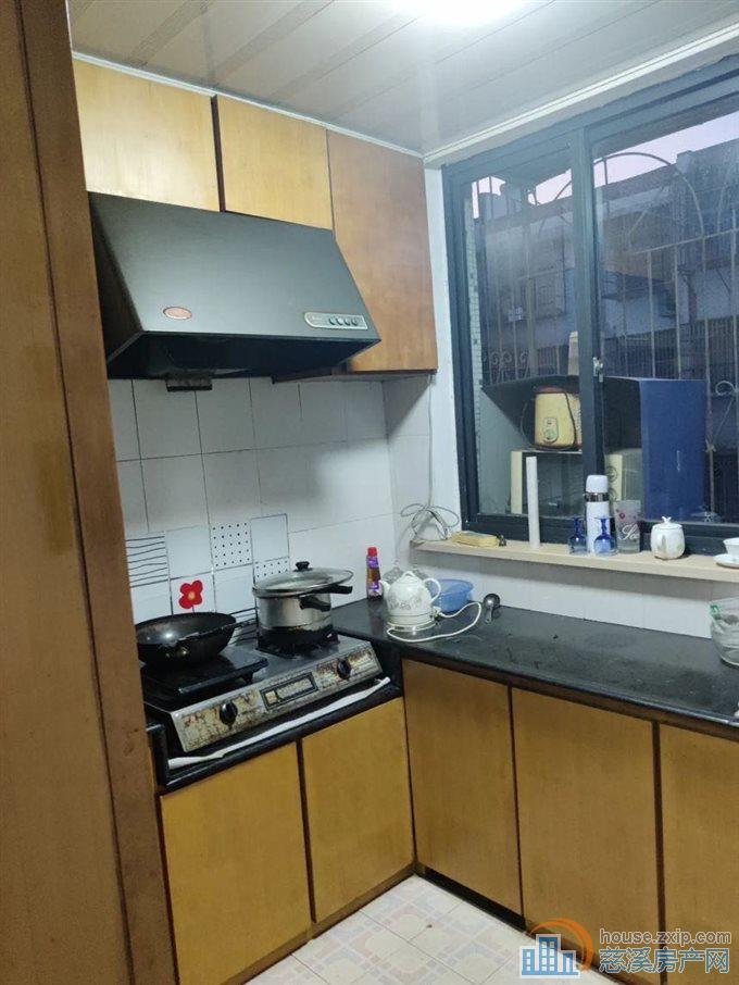 金南小区2楼74平老装修83万直接