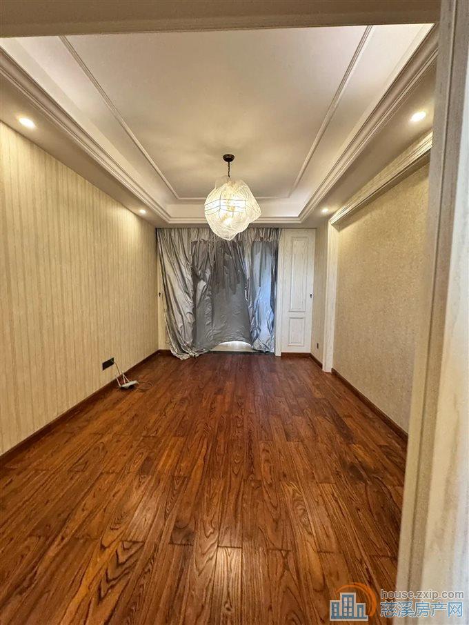 景观花苑二期 精装 送车位