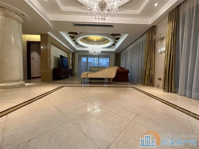 绿城玫瑰园保姆单独电梯275平方550万