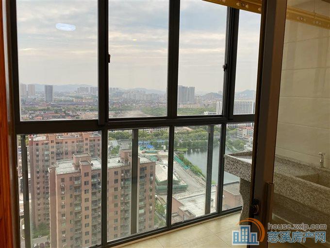 双和家苑87平132万带车位拎包入住