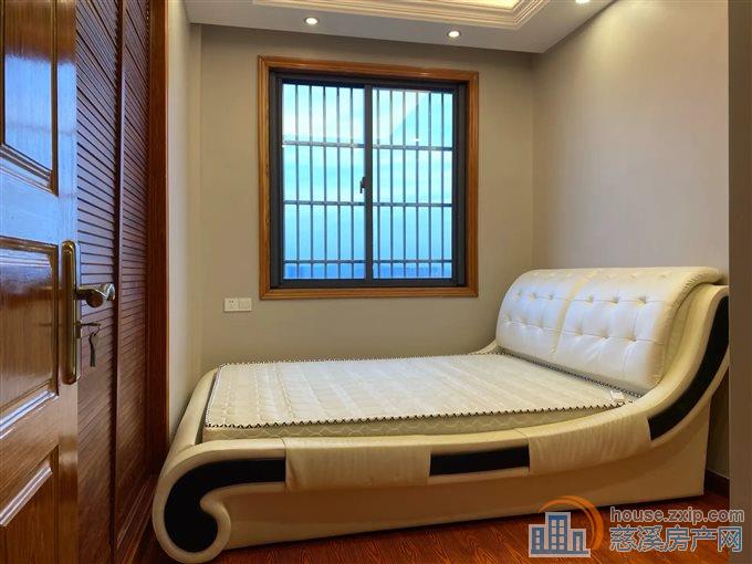 双和家苑87平132万带车位拎包入住