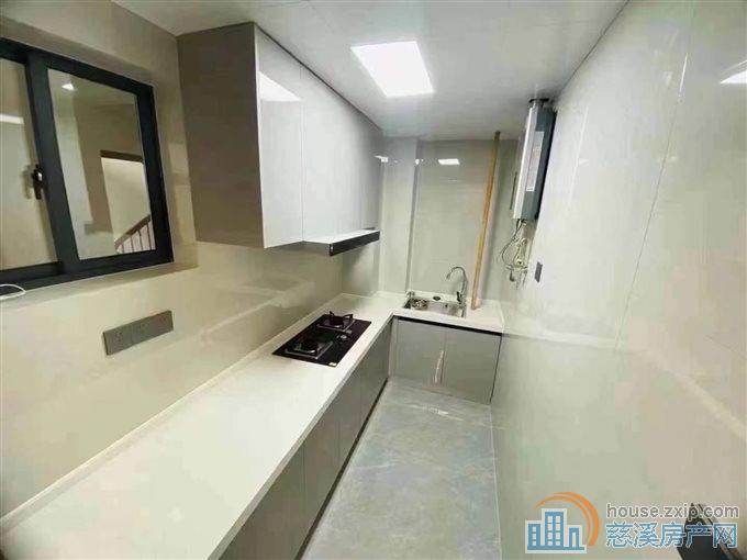 梅林苑洋房84平8楼 116，8万豪装