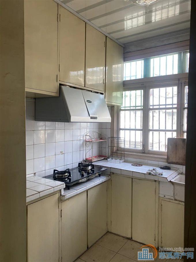 城东新村57平100万上林书包