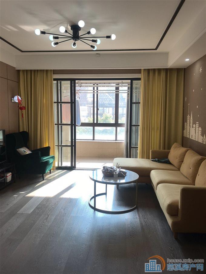 尚源佳苑125平188万带车位