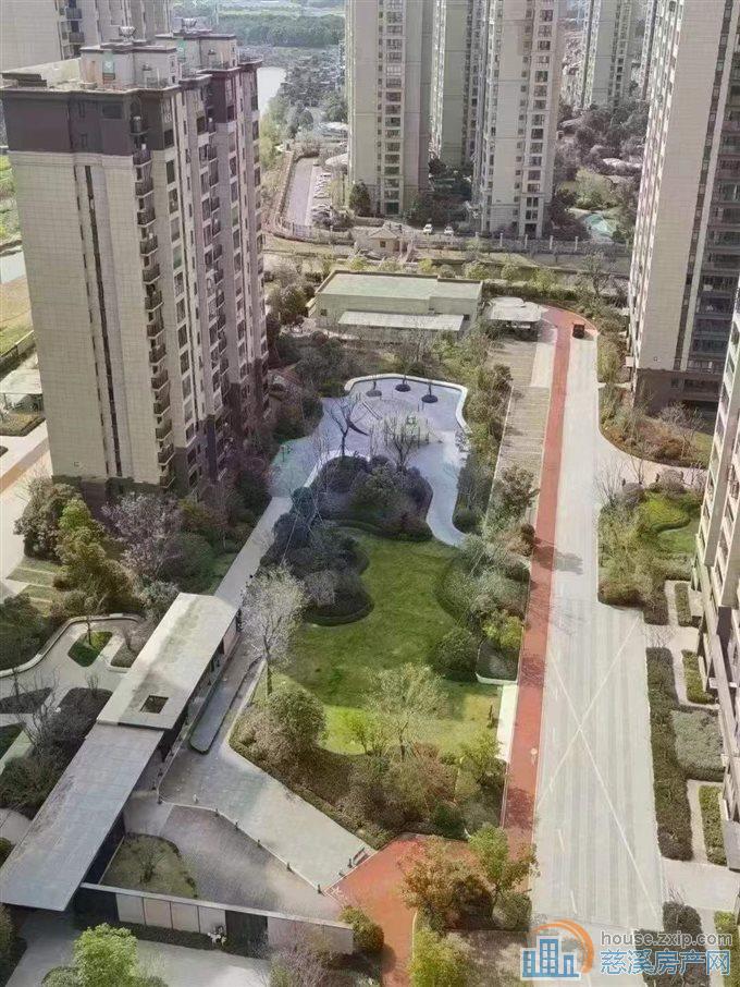 青樾府143平装修一半带地暖155万