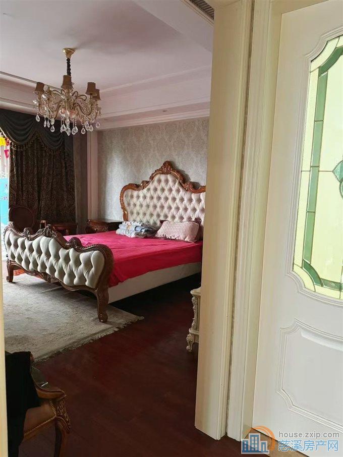 天怡嘉苑中上层154平精装带车位2年到