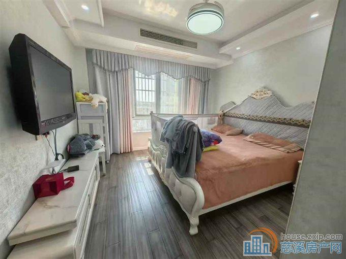 星光家园二期电梯洋房85平