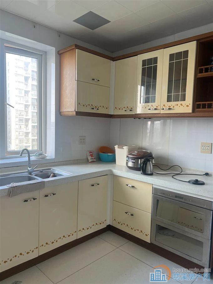 东方明珠 城南精装小区 满五唯一