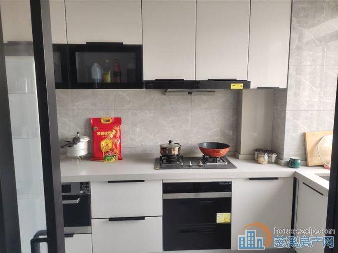 婚装恒厚阳光城二期,黄金楼层边套144平