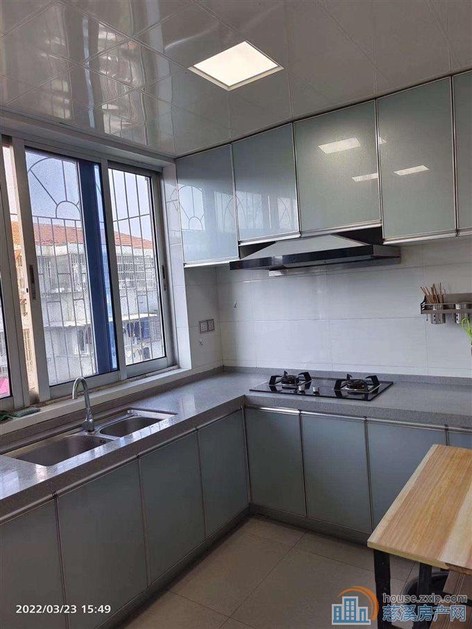 园丁新村  精装修 带杂物间 四小无在读