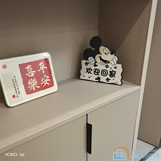 金山南区5楼76平方米76.8万