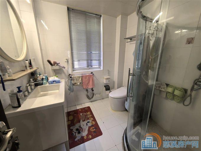 玲珑小区90平精装修满五唯一111.8万