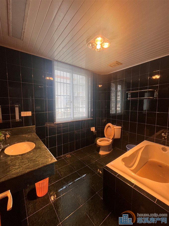 三北公寓157平方145万带车位