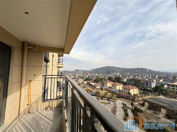 余姚恒大河悦府 全新毛坯 中间楼层