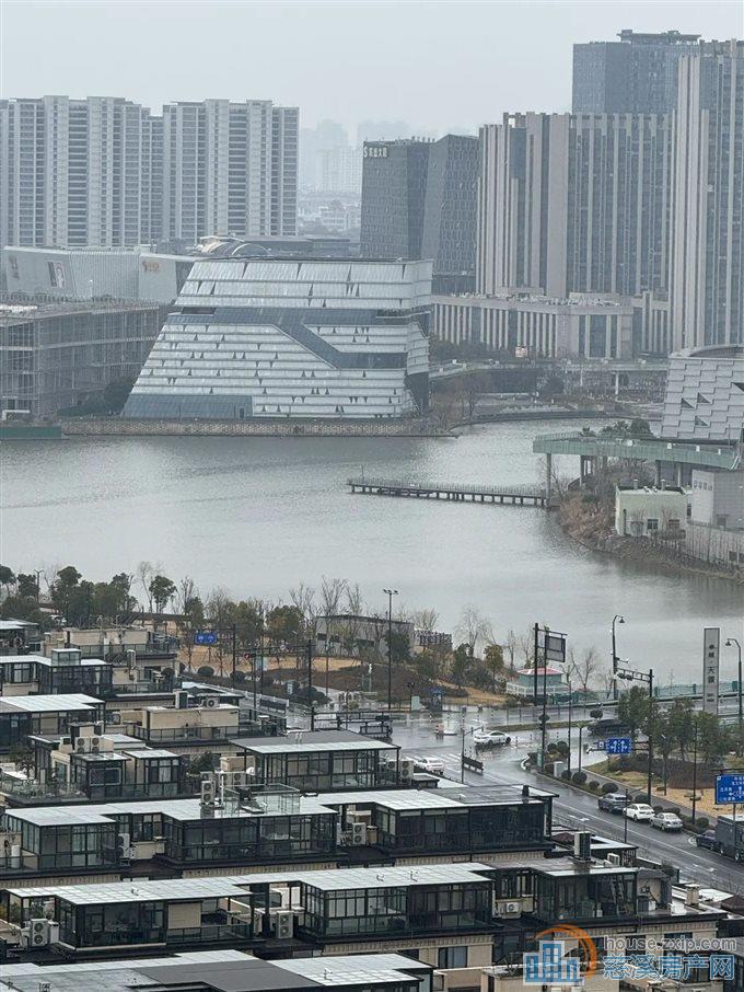 捡漏!湖樾云著128平228万 河景房