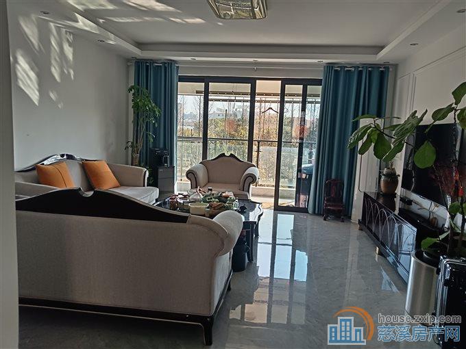 天誉华府143平多套精装238万265万