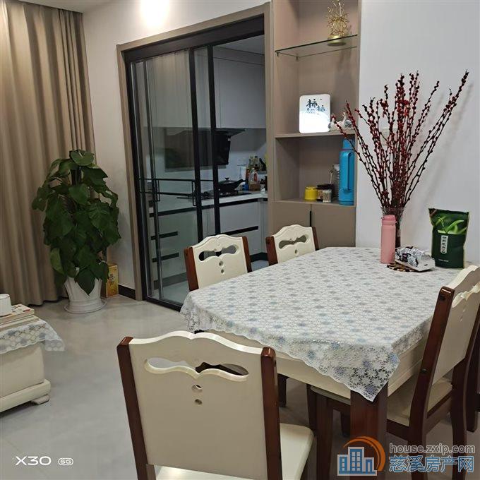 金山南区5楼76平方米76.8万