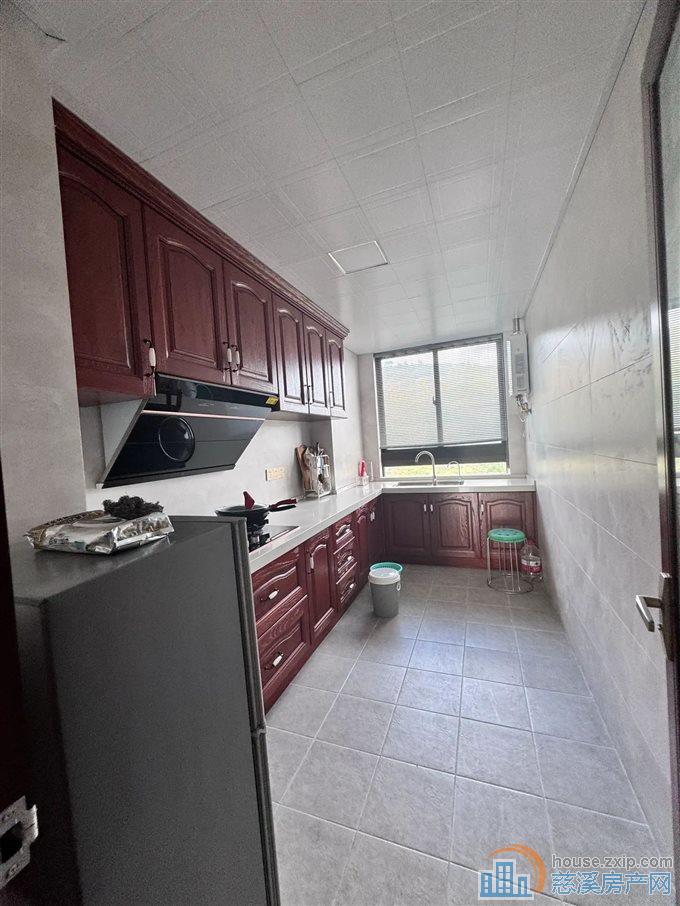 峙山庄园142平139万带车位黄金楼层