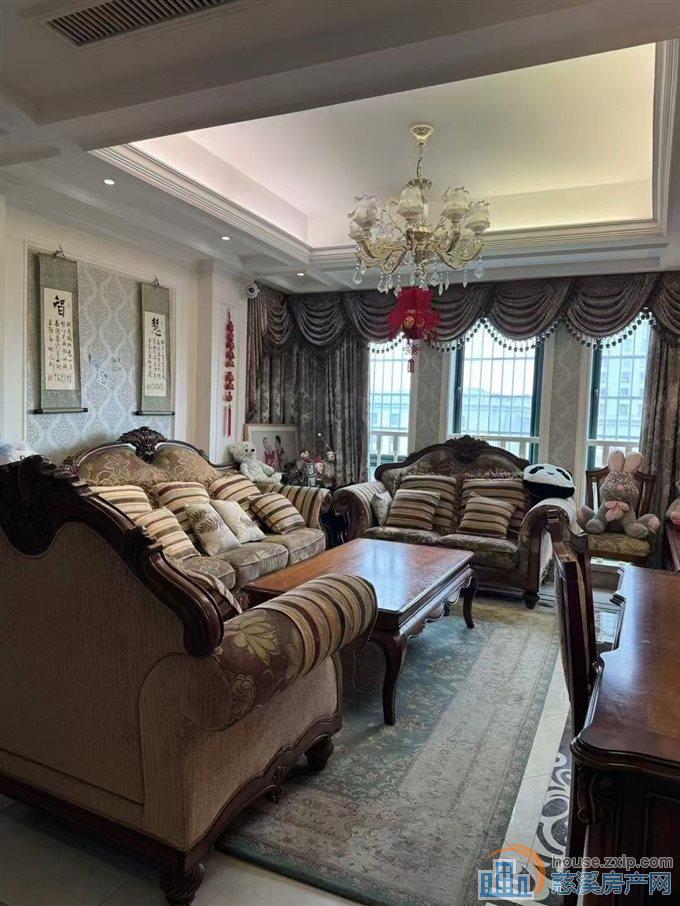 天怡嘉苑中上层154平精装带车位2年到