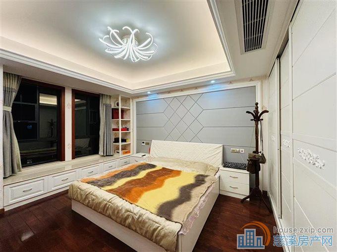 保利三期慈悦湾139平169万